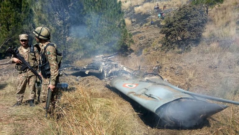 pakistan-india-crashed-jet-new_0