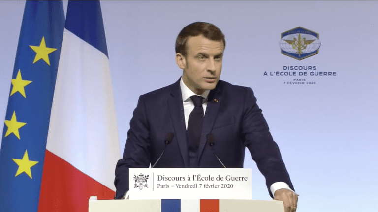 dissuasion-nucleaire-emmanuel-macron-tend-la-main-a-ses-partenaires-europeens